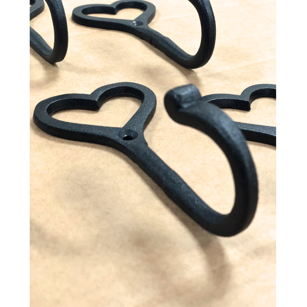 Handmade Iron Heart Hooks x8